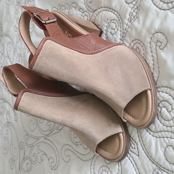 SOLD - Picture 7 of 10